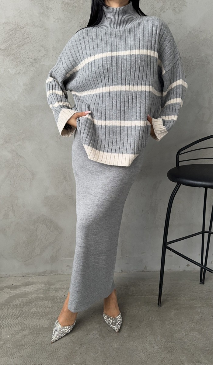 16055 Balıkçı Yaka Etekli Triko Takım 1500 - Gri , Standart Beden (5 Adet)