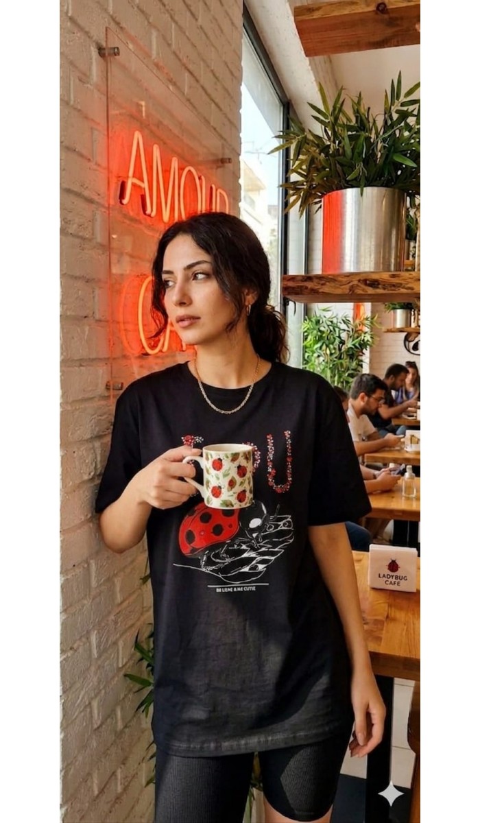 Uğur Böceği T-Shirt - Siyah