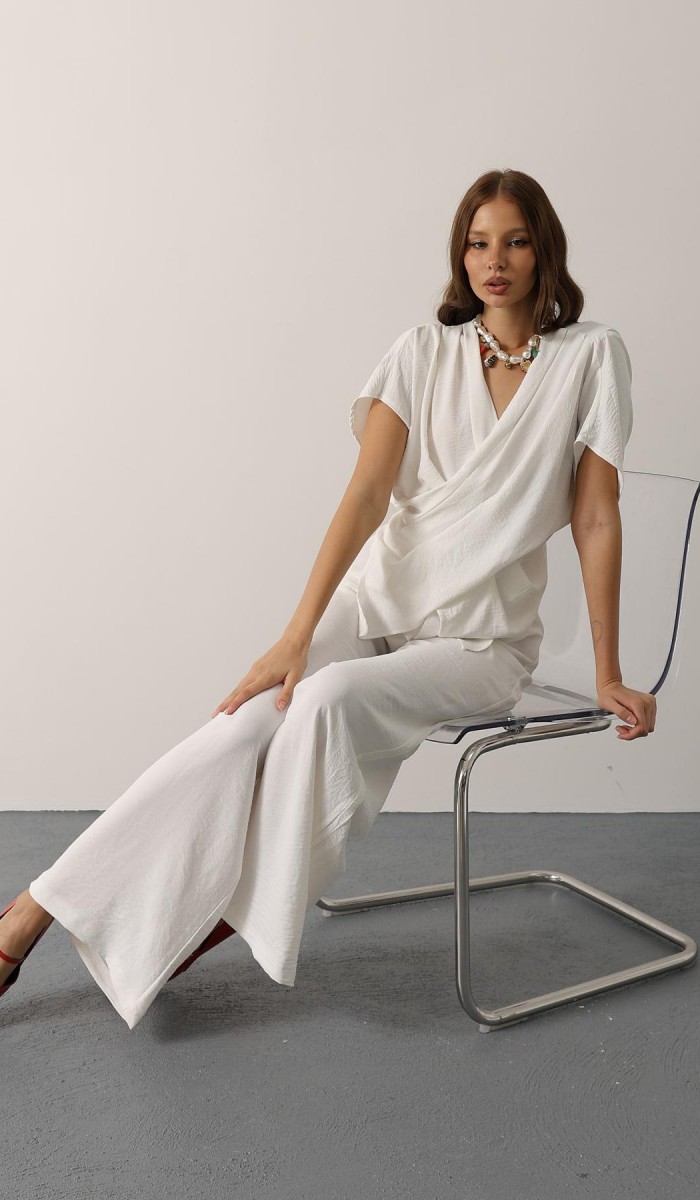 Asimetrik Kesim Takım - Beyaz STD