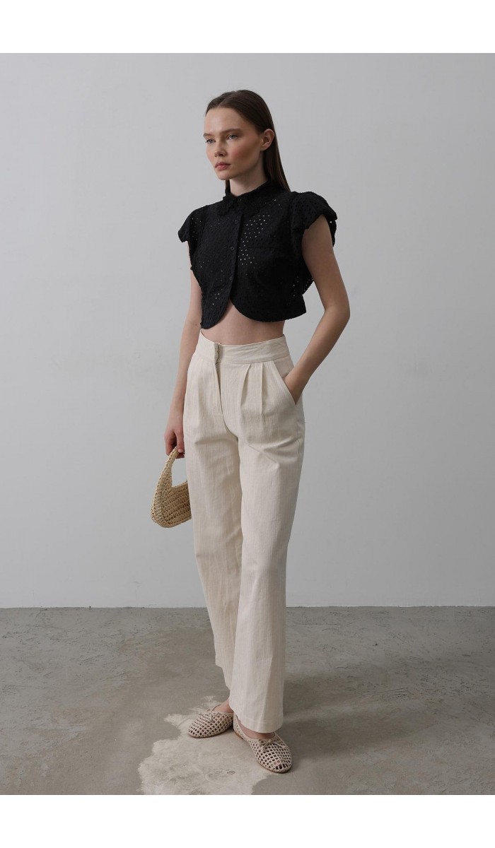 Dantel Yaka Vatkalı Bluz - Siyah STD