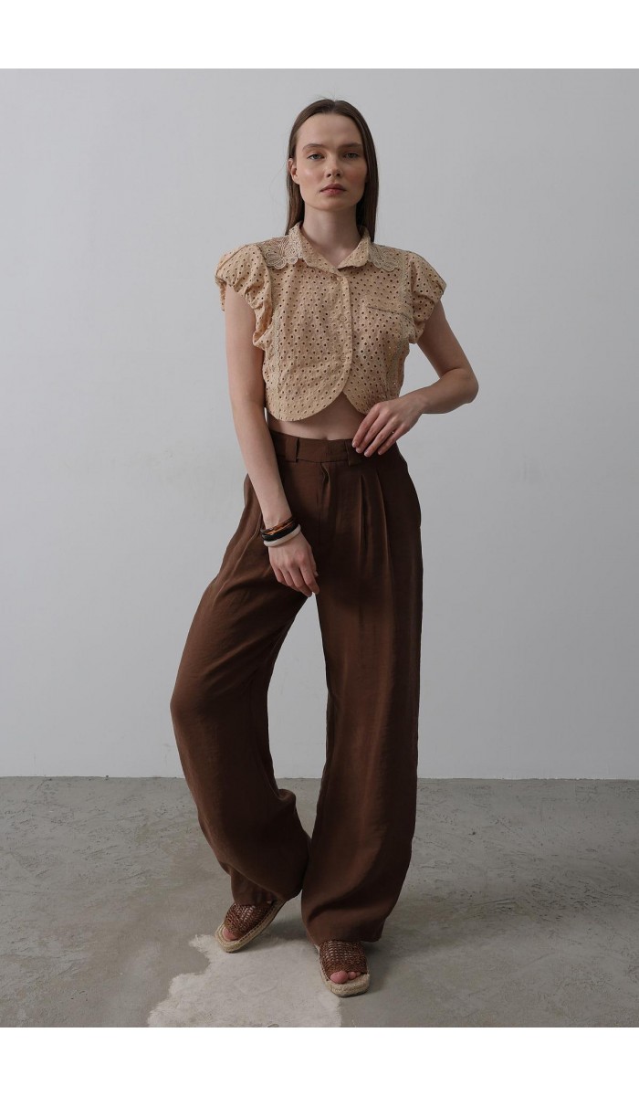 Dantel Yaka Vatkalı Bluz - Taş STD