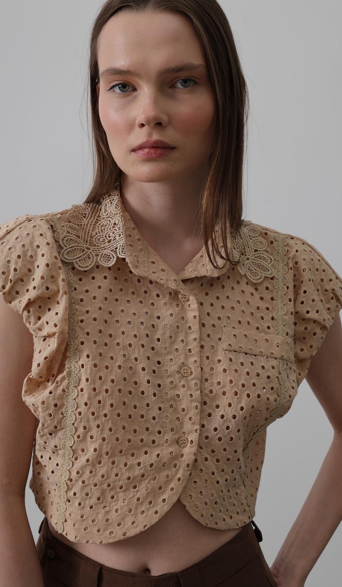 Dantel Yaka Vatkalı Bluz - Taş STD rt20200