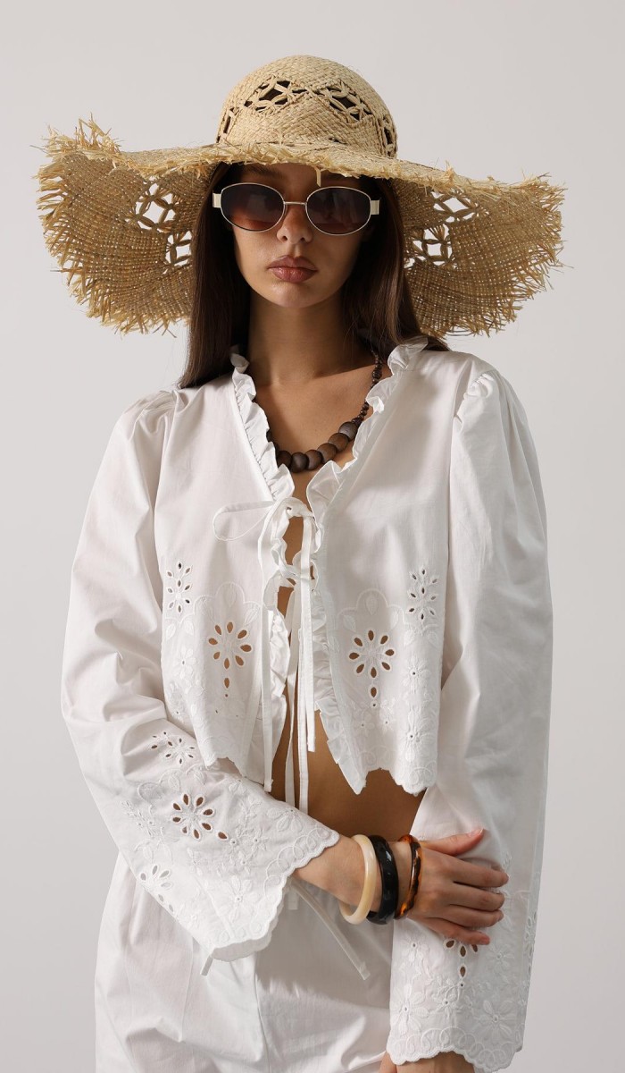 İşlemeli Önü Bağlamalı Takım - Beyaz STD rt20129