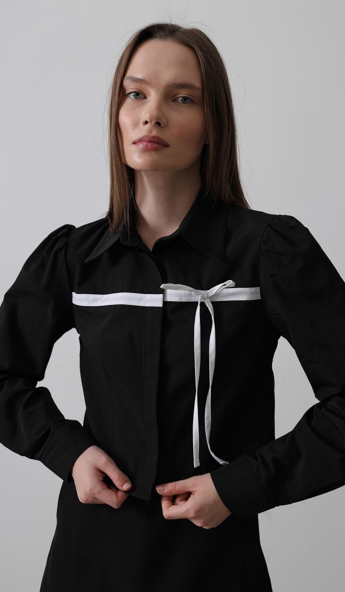Önü Kontrast Fiyonklu Gömlek - Siyah STD