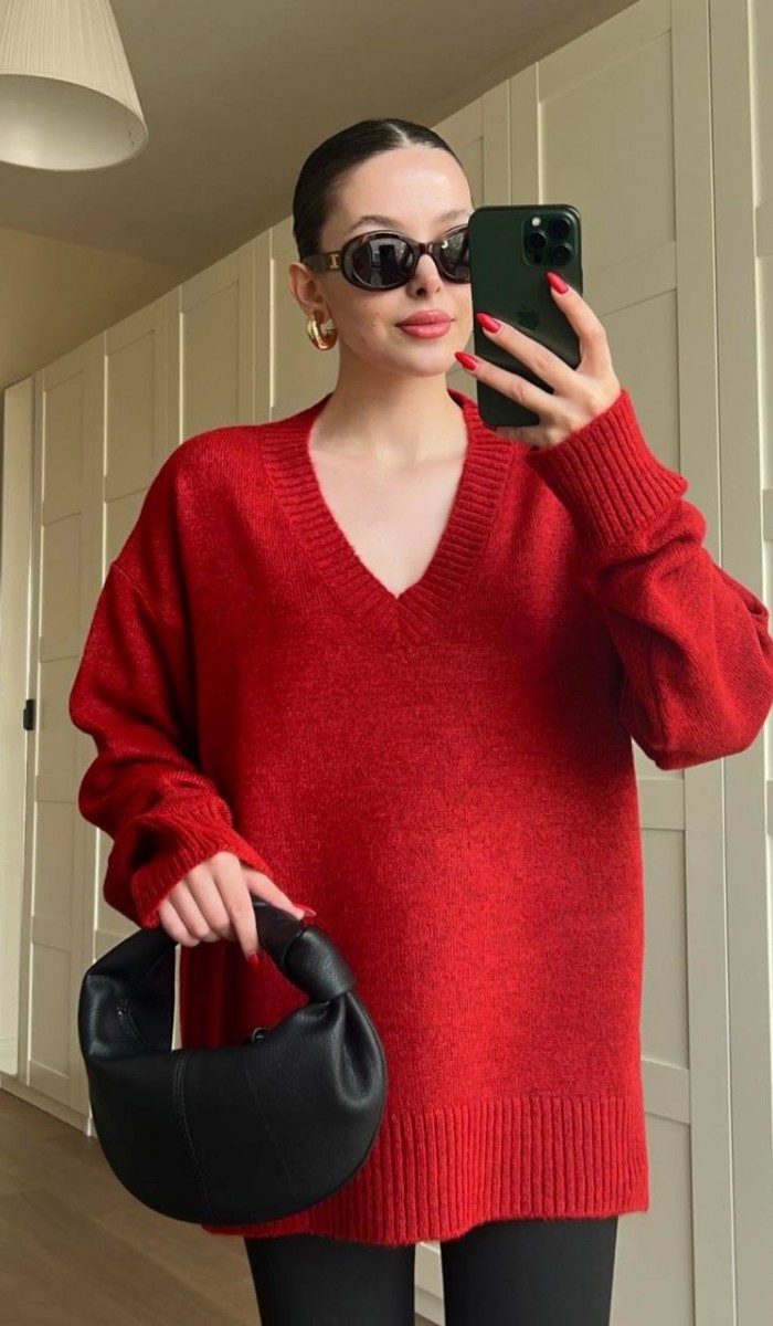 Yaka Tişörtlü Kazak Yaka Tişörtlü Kazak