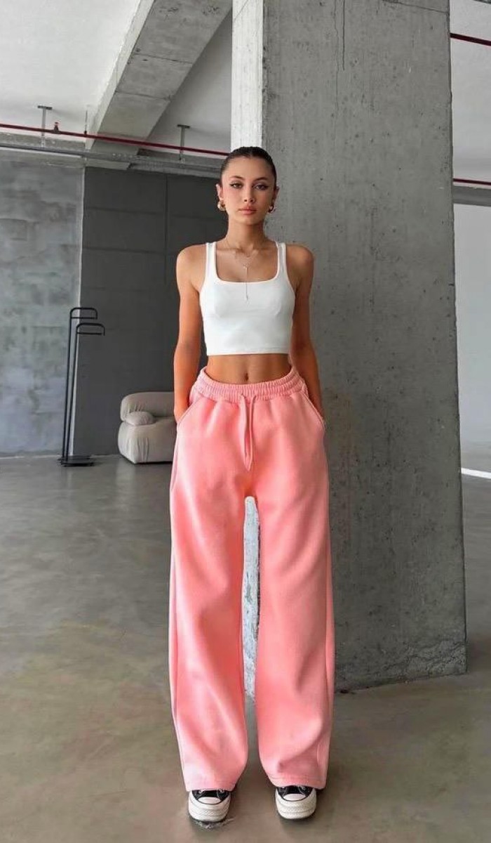 Üç İplik Kumaş Şardonlu Eşofman Altı Üç İplik Kumaş Şardonlu Eşofman Altı