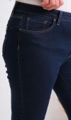 Yüksek Bel Dar Paça Battal Kesim Dark Blue Jean Pantolon Yüksek Bel Dar Paça Battal Kesim Dark Blue Jean Pantolon