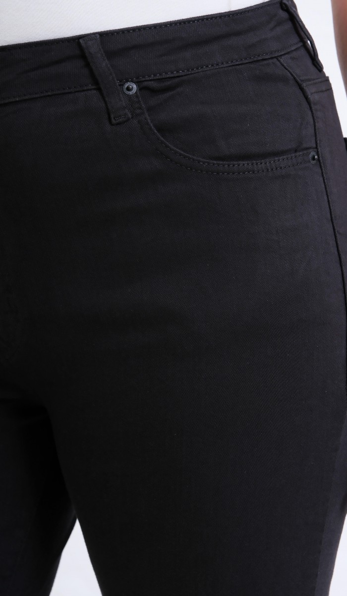 Yüksek Bel Battal Kesim Dar Paça Black Jean Pantolon Yüksek Bel Battal Kesim Dar Paça Black Jean Pantolon