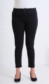 Yüksek Bel Battal Kesim Dar Paça Black Jean Pantolon Yüksek Bel Battal Kesim Dar Paça Black Jean Pantolon
