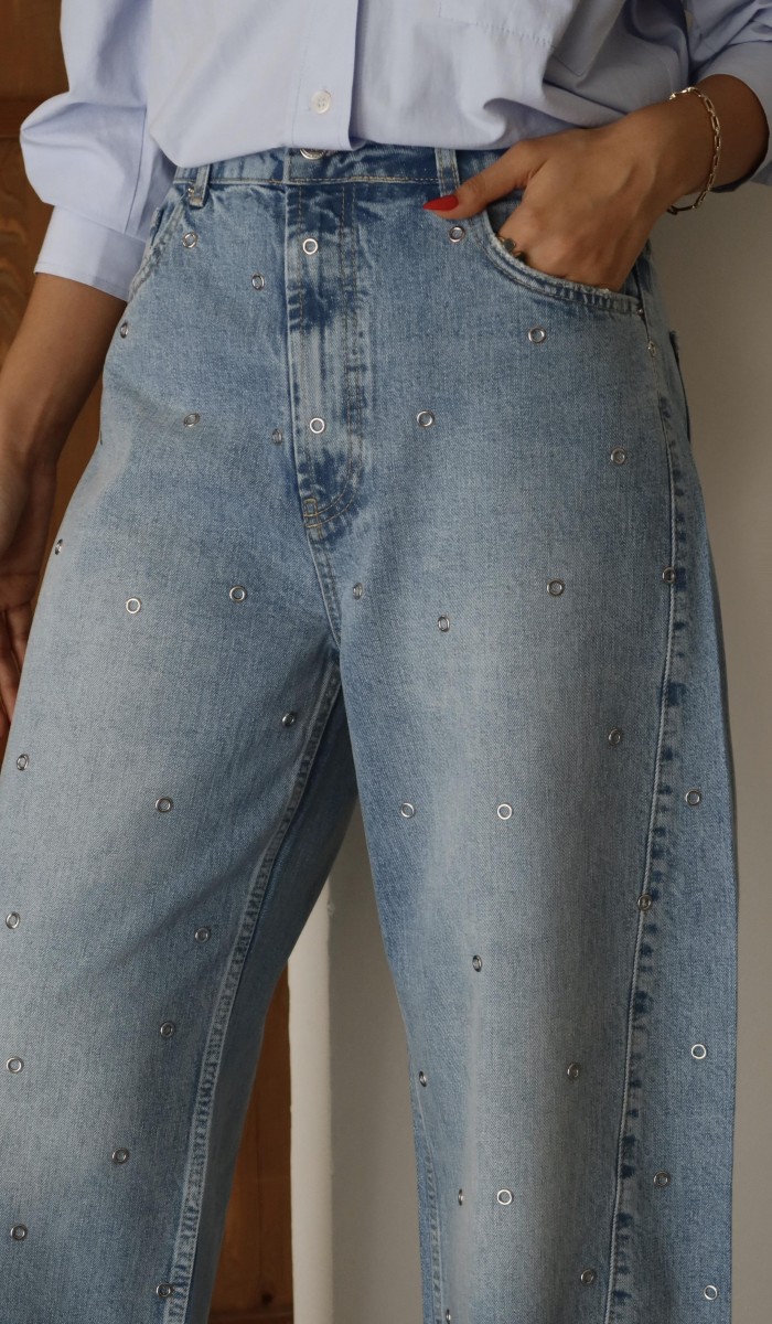 Yüksek Bel Baloon Kalıp Halka Taş Detaylı Light Blue Jean Pantolon Yüksek Bel Baloon Kalıp Halka Taş Detaylı Light Blue Jean Pantolon