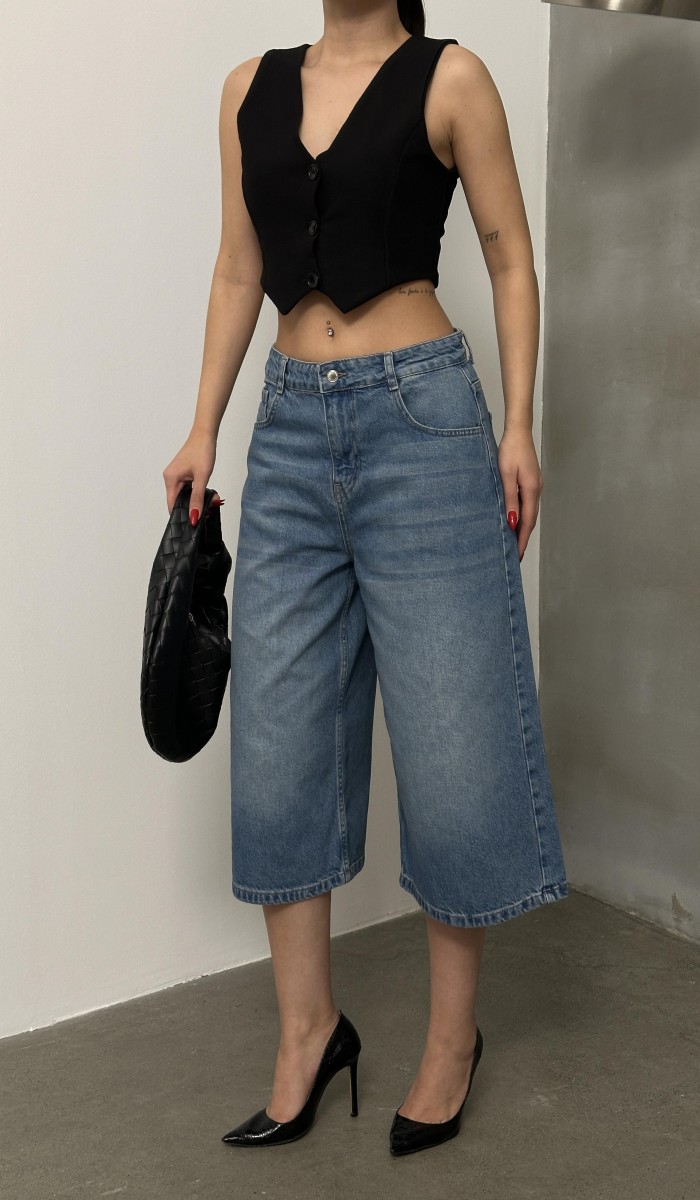 Kadın Baggy Model Blue Bermuda Jean Kadın Baggy Model Blue Bermuda Jean