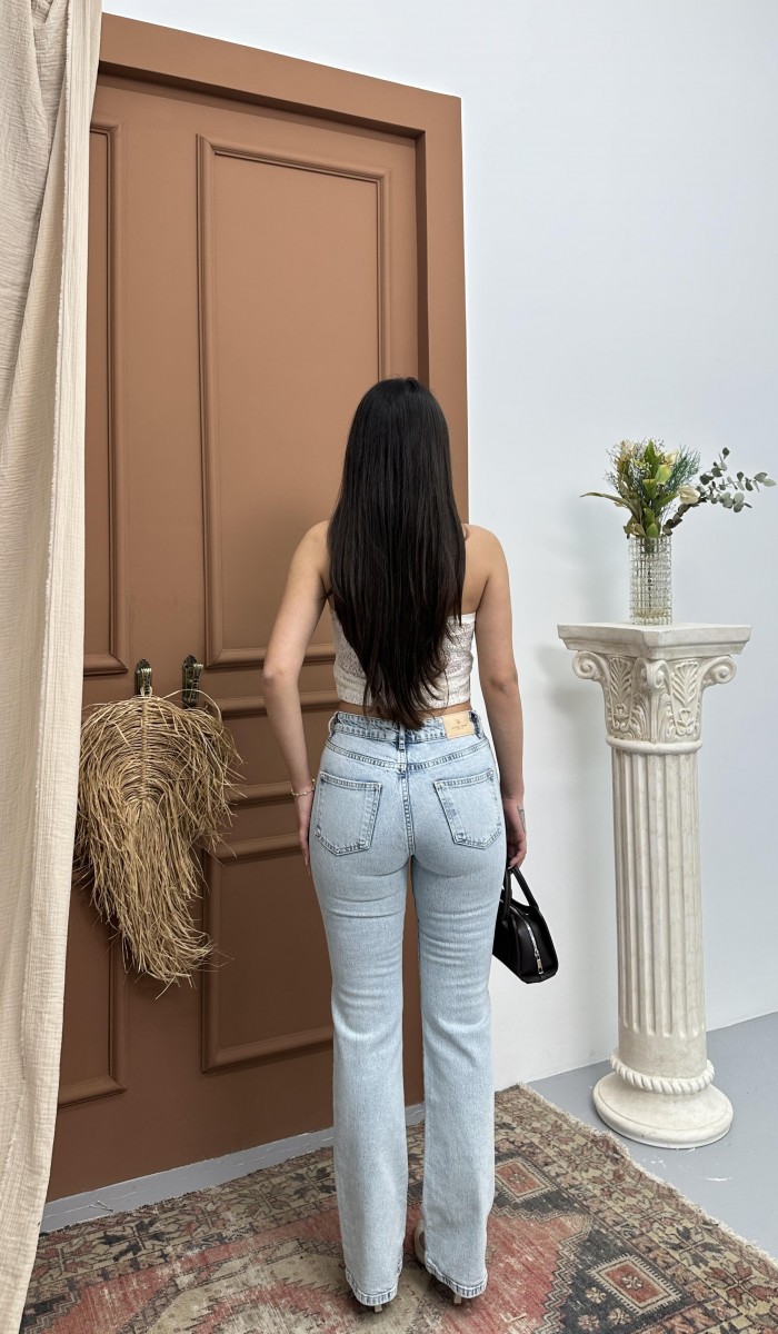 Yüksek Bel kemer Toka Detaylı Yarım İspanyol Paça Light Blue Jean Pantolon