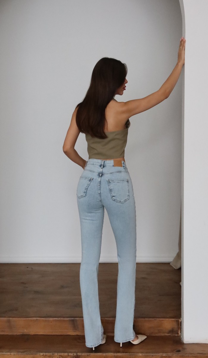 Yüksek Bel Yarım İspanyol Paça Light Blue Jean Pantolon