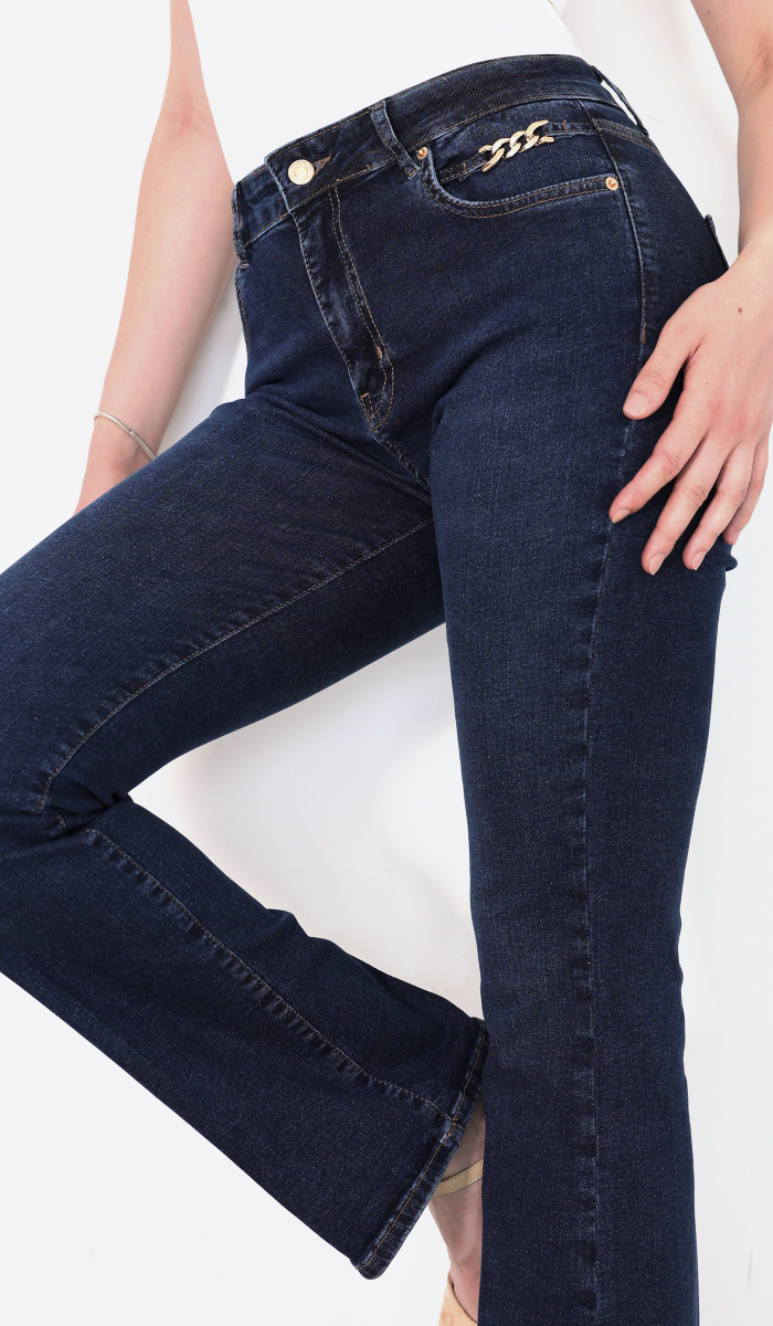 Zincir Detaylı Yarım İspanyol paça Dark Blue Jean Pantolon Zincir Detaylı Yarım İspanyol paça Dark Blue Jean Pantolon