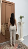 Bel Lastikli Yarım Boru Paça Taş Jean Pantolon