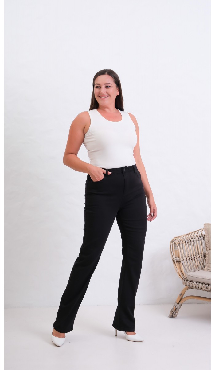 Yüksek Bel Boru Paça Black Jean Pantolon Yüksek Bel Boru Paça Black Jean Pantolon