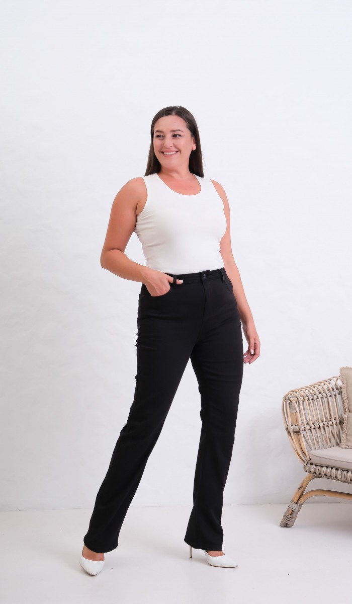 Yüksek Bel Boru Paça Black Jean Pantolon Yüksek Bel Boru Paça Black Jean Pantolon
