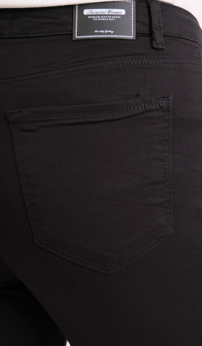 Yüksek Bel Boru Paça Black Jean Pantolon Yüksek Bel Boru Paça Black Jean Pantolon