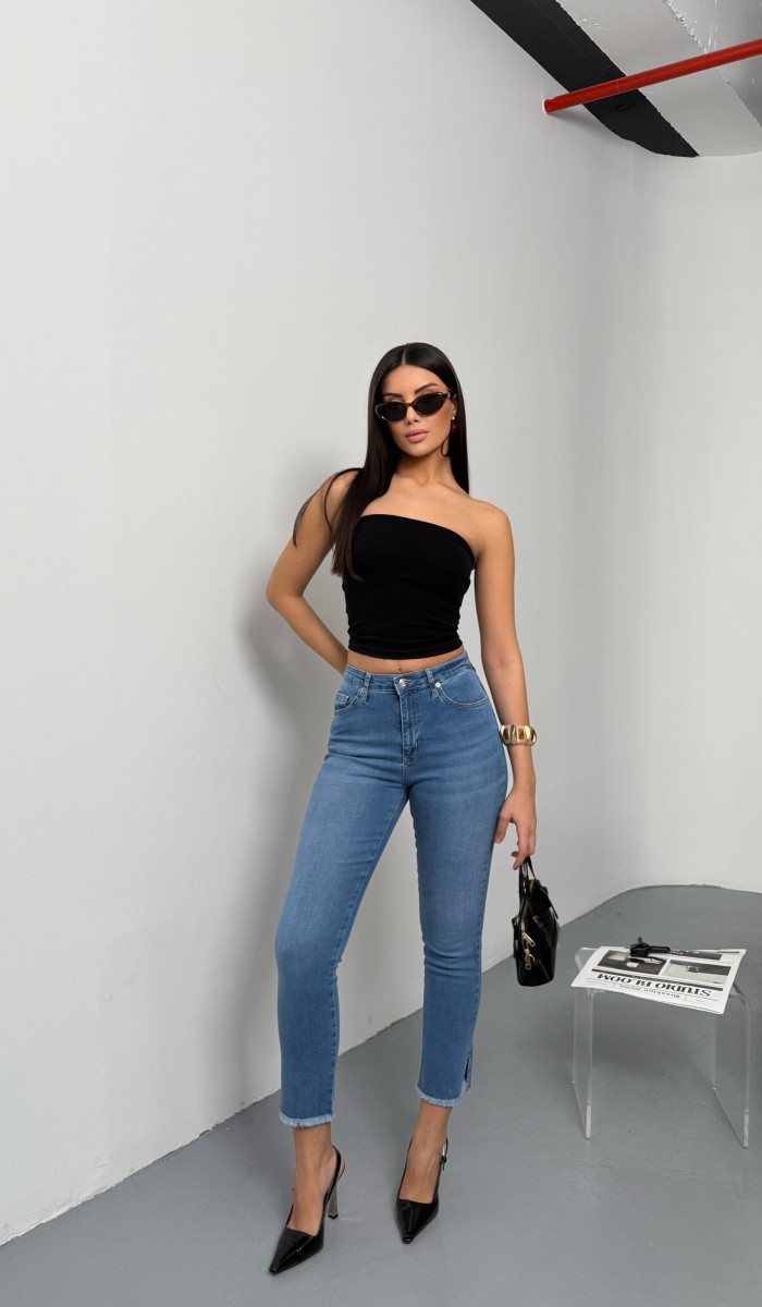 Yüksek Bel Paça Kesik Püskül Detaylı Blue Jean Pantolon