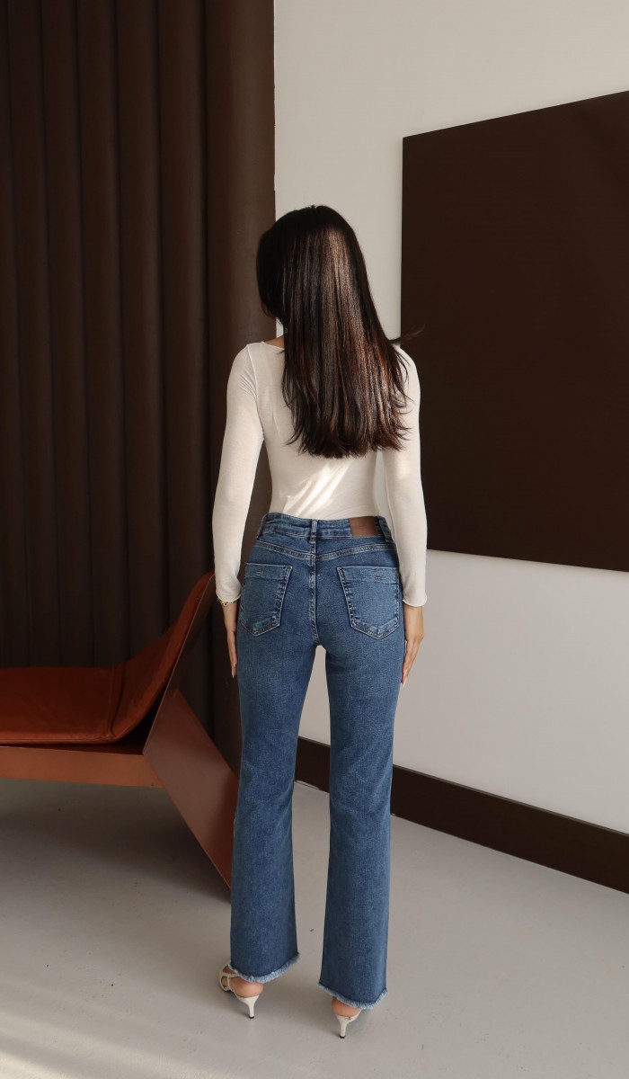 Yüksek Bel Paça Püskül Detaylı Taş İşlemeli Blue Taşlı Jean Pantolon