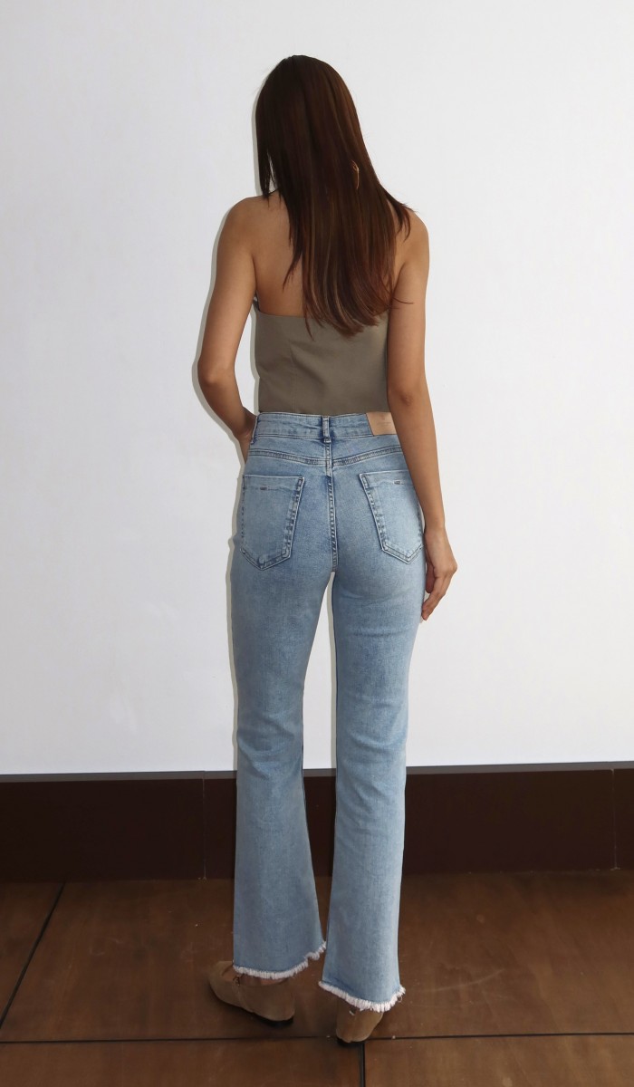 Yüksek Bel Paça Püskül Detaylı Ek Beden Light Blue Jean Pantolon