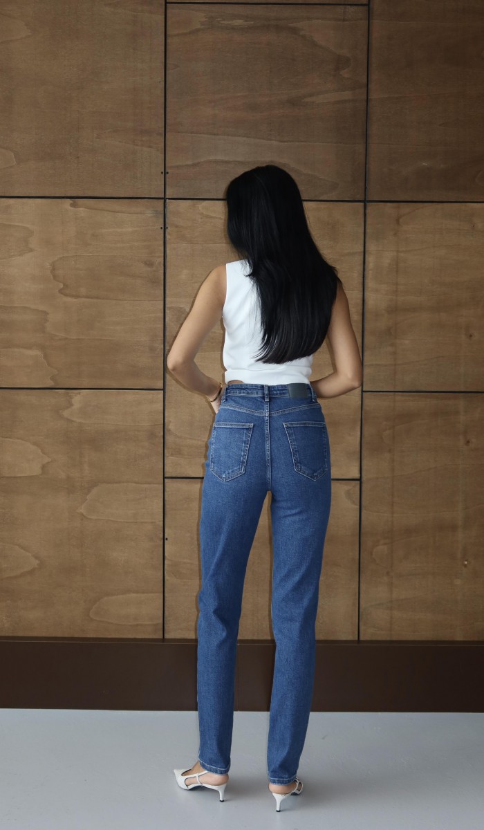 Yüksek Bel Klasik Kesim Dar Paça Blue Tokalı Jean Pantolon