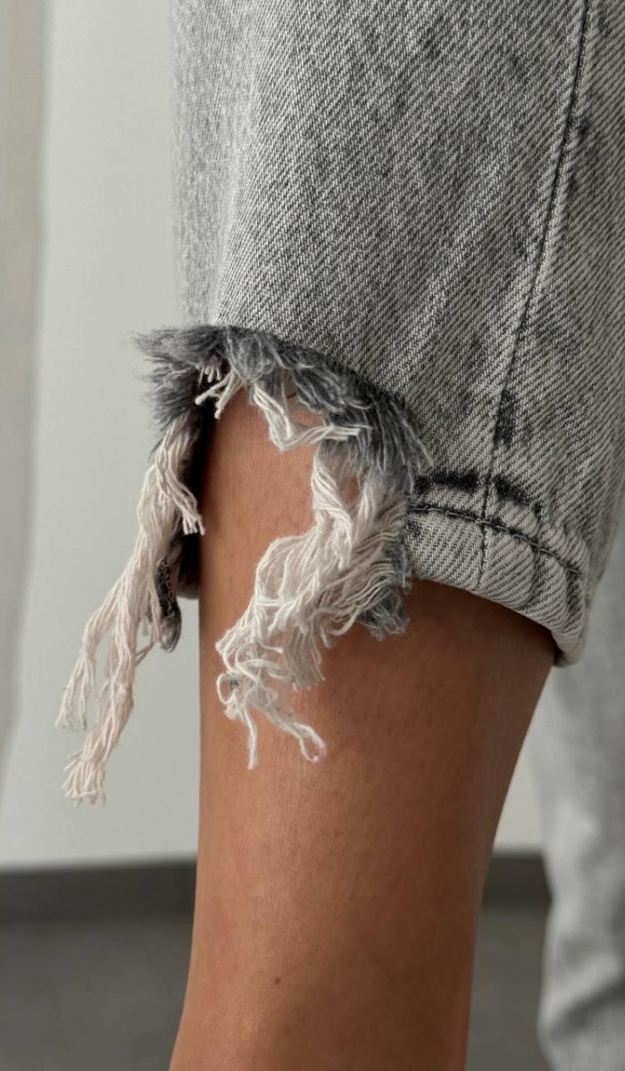 Yüksek Bel Paça Detaylı Açık Gri Mom Fit Jean Pantolon