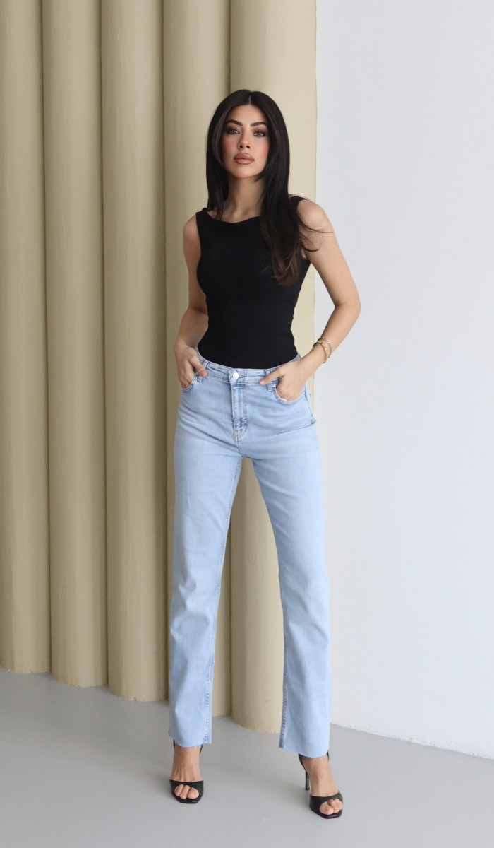 Yüksek Bel Paça Kesik Detaylı Blue Jean Pantolon