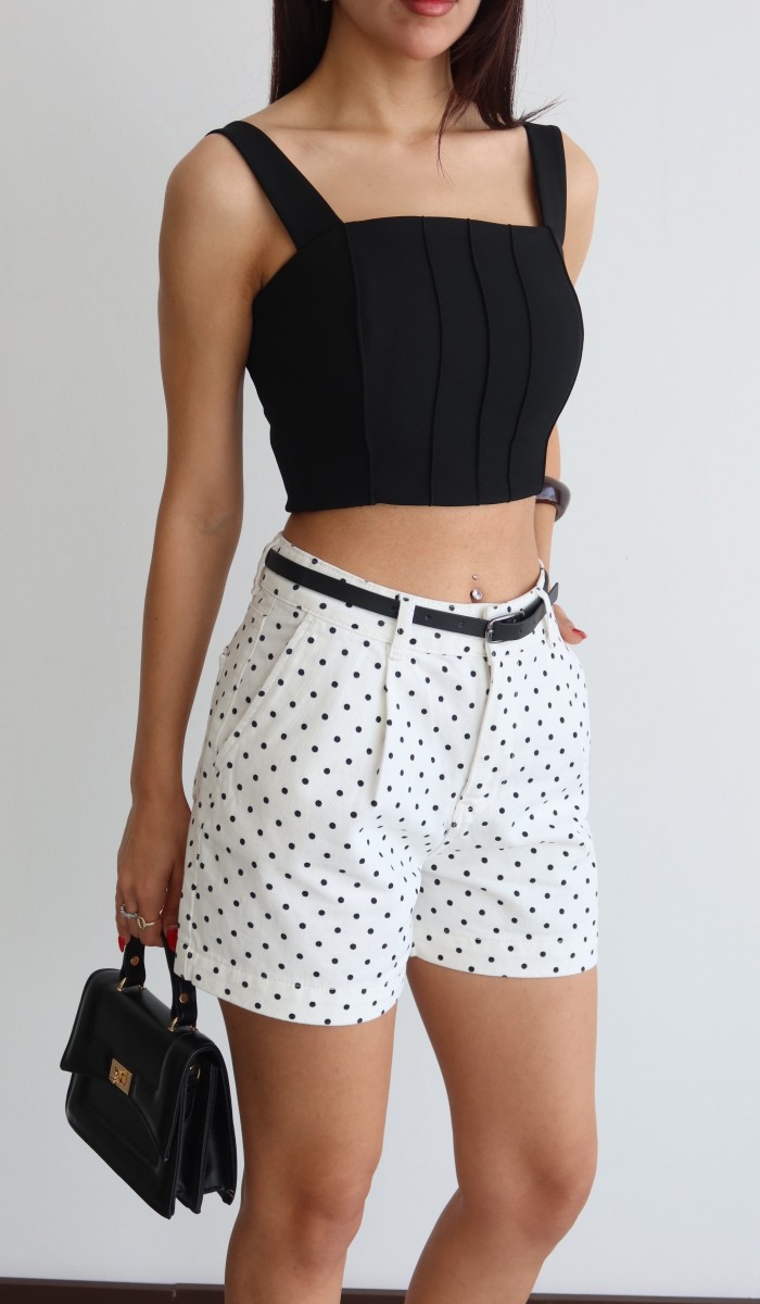 Kemer Detaylı Puantiyeli 4 Cepli Ekru Jean Short Kemer Detaylı Puantiyeli 4 Cepli Ekru Jean Short