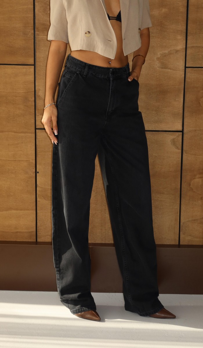 Skater Fit Yüksek Bel Bol Paça Black Jean Pantolon Skater Fit Yüksek Bel Bol Paça Black Jean Pantolon