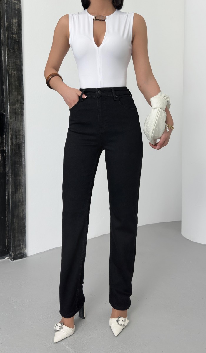 Yükske Bel Boru Kesim Black Jean Pantolon