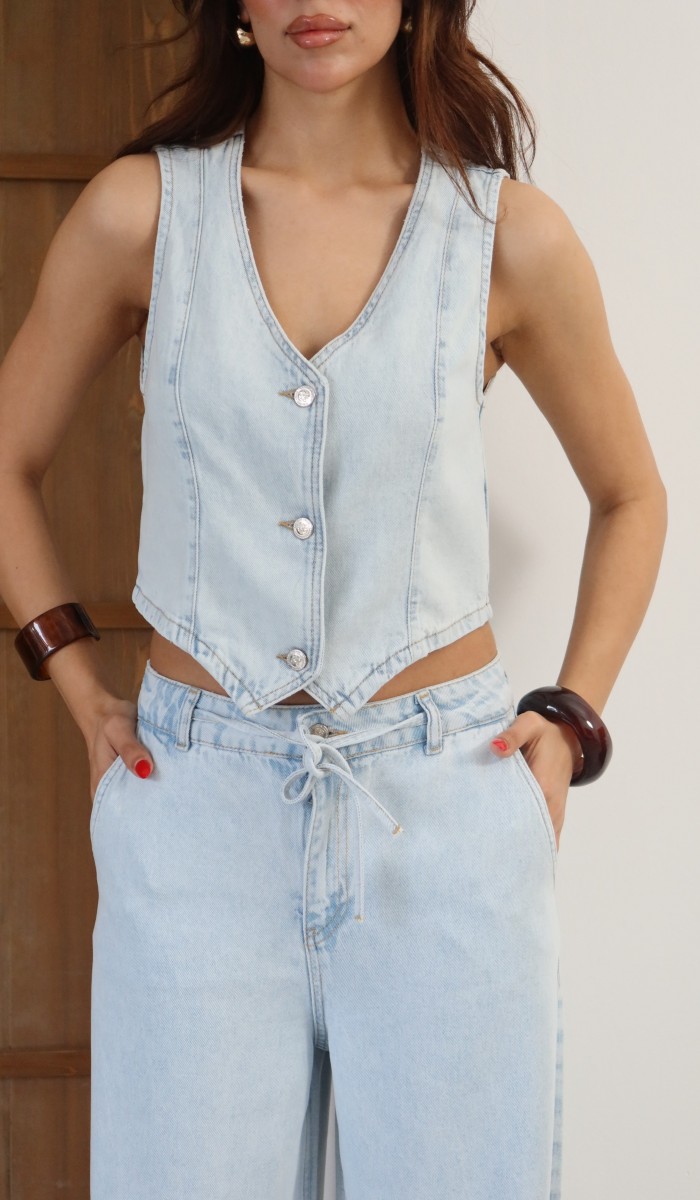 Yüksek Bel Lastikli ve İp Bağlamalı Düğme Detaylı Yelekli Light Blue Tencel Takım