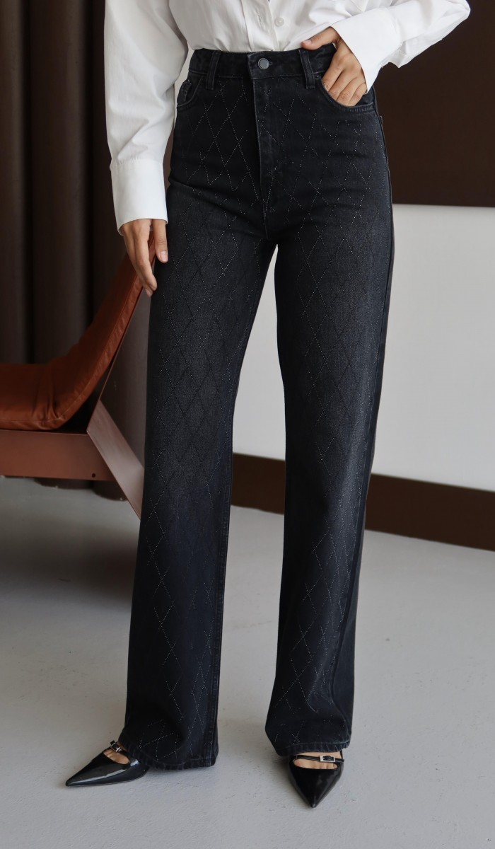 Yüksek Bel Rahat Kesim Baklava Desen Taş Detaylı Black Black Jean Pantolon