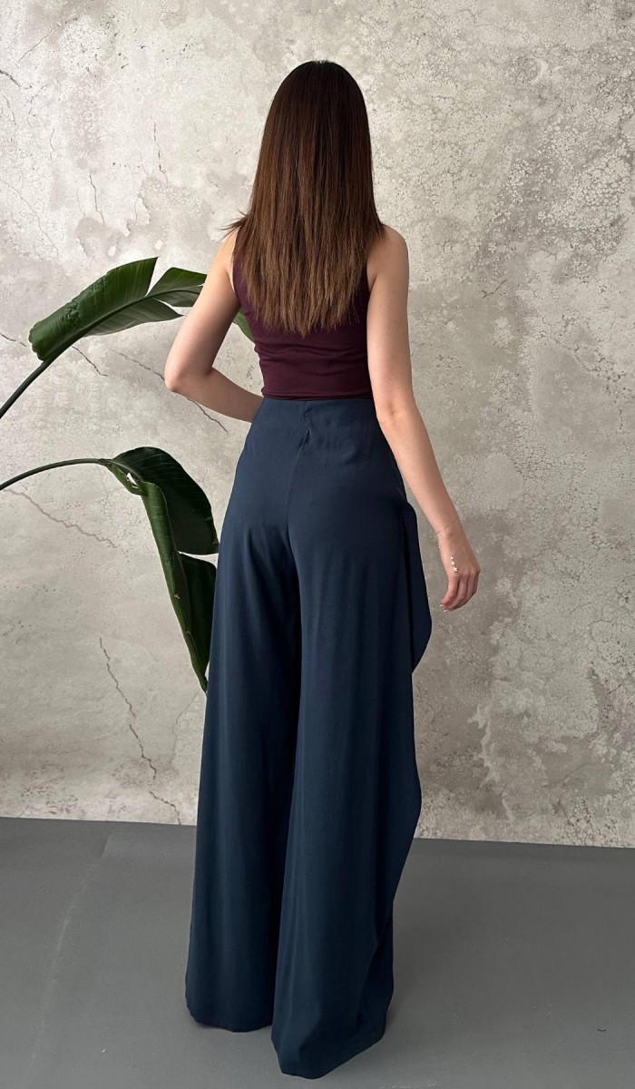 Lacivert Volan Detaylı Pantolon L