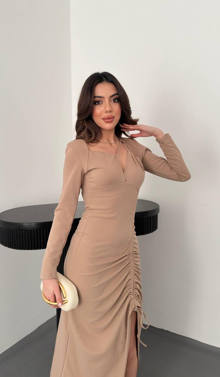 Bej Askılı Ve Yırtmaçlı Elbise L
