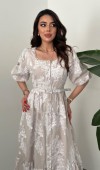 Bej Brodeli Fırfırlı Elbise L