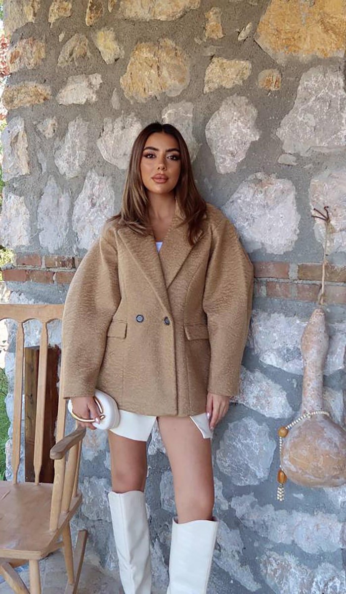 Camel İki Düğmeli Manto L Camel İki Düğmeli Manto L