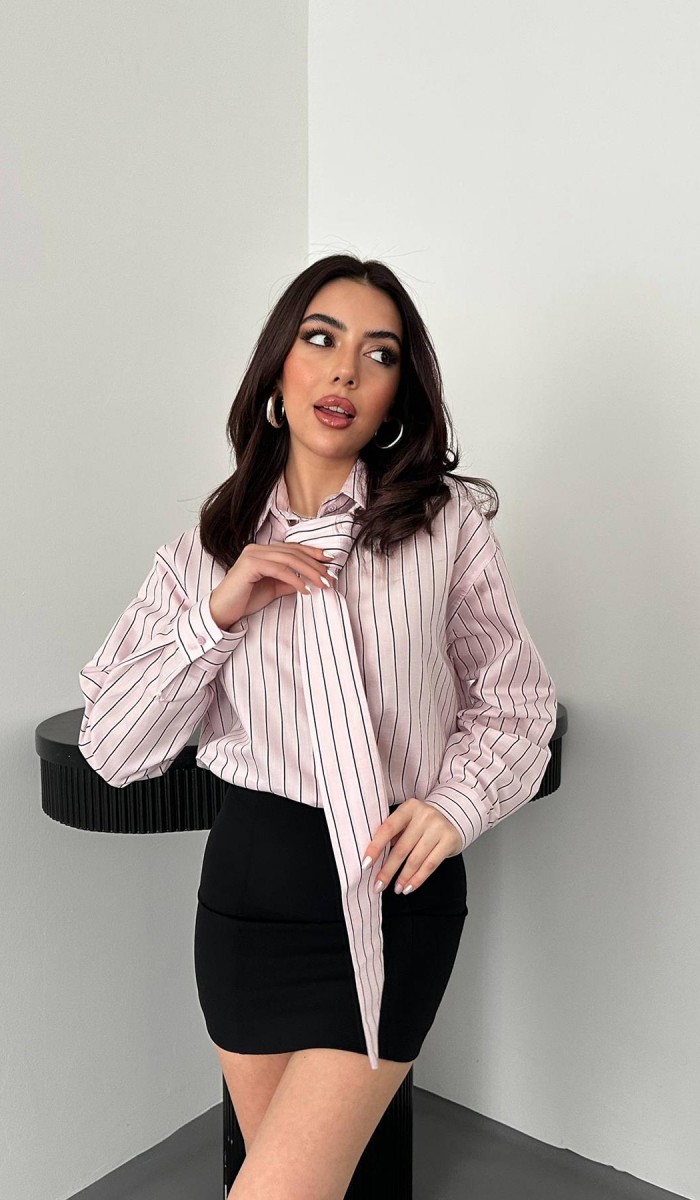 Pembe Boyundan Bağlamalı Çizgili Gömlek L