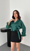 Zümrüt Kolları Tüylü Saten Crop L