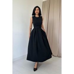 Halter Yaka Kloş Elbise - Siyah