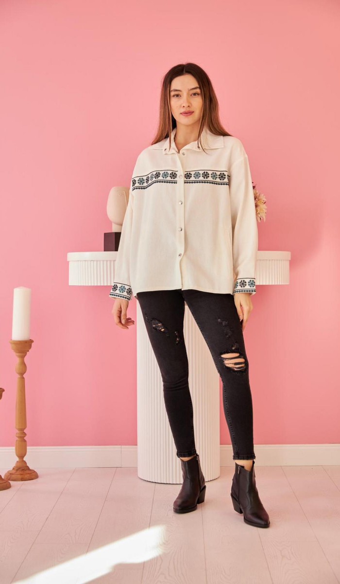 Nakış İşlemeli Gömlek - Bej