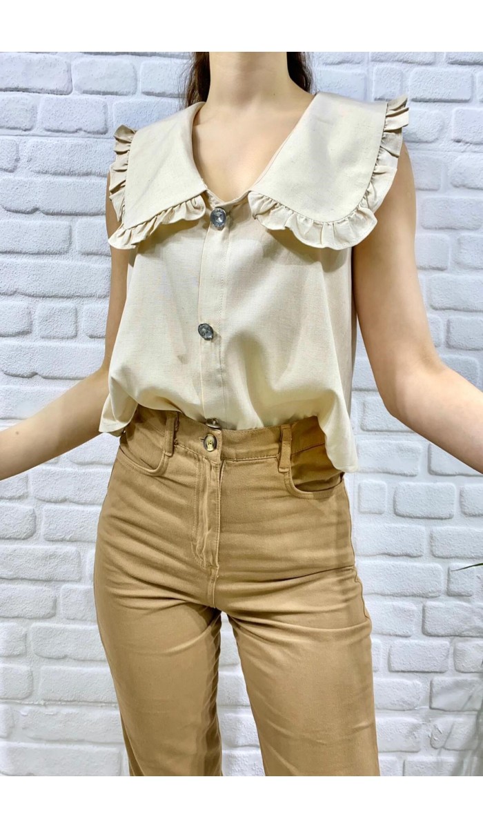Önü Düğmeli Bebe Yakalı Bluz - Bej