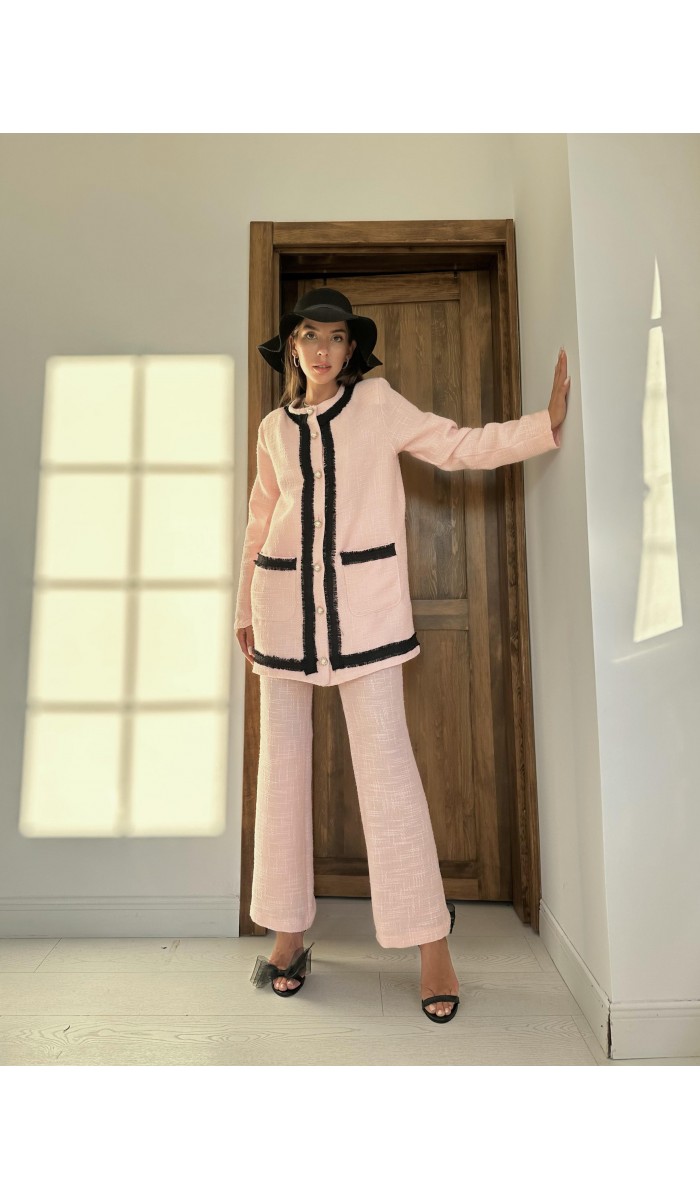 Şeritli Yakasız Ceket Ve Pantolon Takım - Pembe Şeritli Yakasız Ceket Ve Pantolon Takım - Pembe