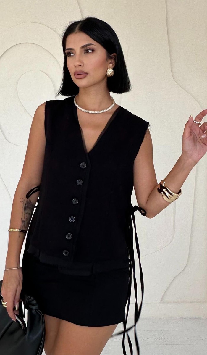 Yanları Bağcıklı Yelek - Siyah Yanları Bağcıklı Yelek - Siyah