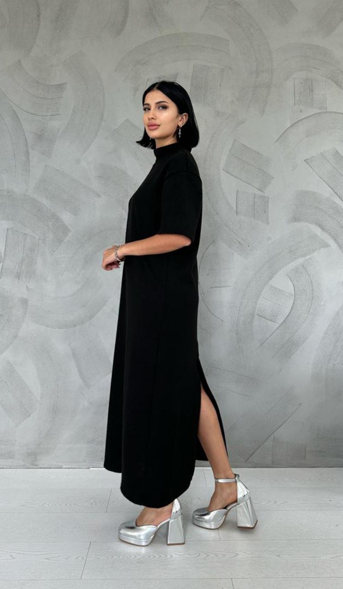 Yırtmaç Detaylı Yakalı Elbise - Siyah Yırtmaç Detaylı Yakalı Elbise - Siyah